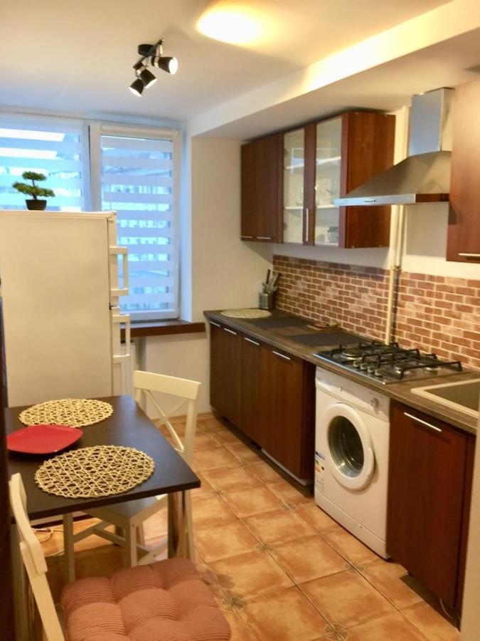 קריובה Old Town English Park Residence מראה חיצוני תמונה