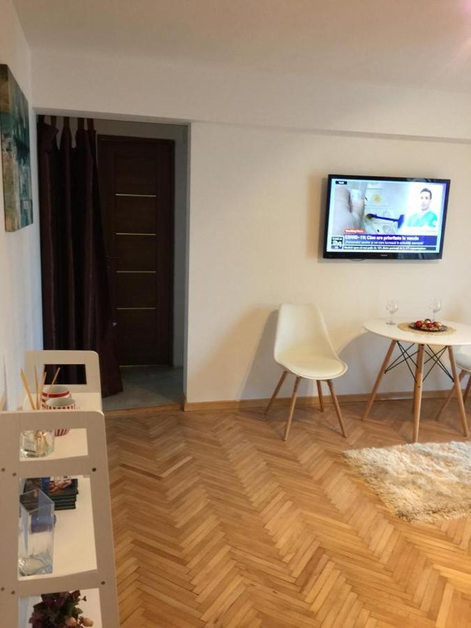 קריובה Old Town English Park Residence מראה חיצוני תמונה